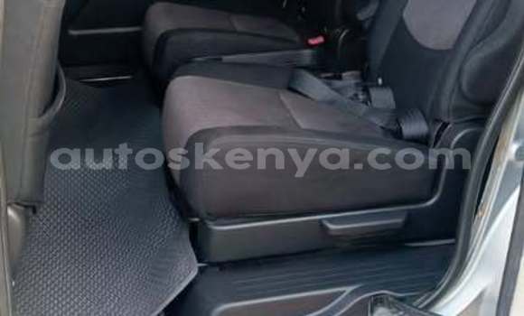 Nunua Ilio tumika Mazda Premacy Nyingine Gari ndani ya Bute nchini Kaskazini Mashariki mwa Kenya