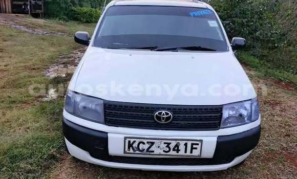 Oofamaa Toyota 4Runner Other Makiinaa iti Bute keessatti Northeast Kenya keessatti Oofamaa Toyota 4Runner Other Makiinaa iti Bute keessatti Northeast Kenya keessatti