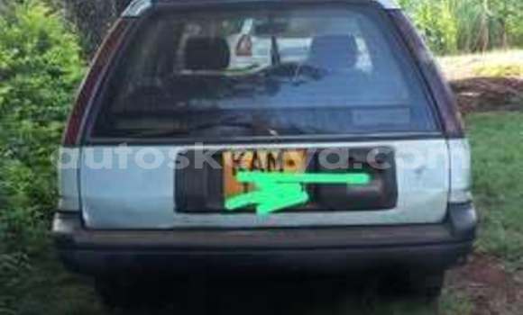 Oofamaa Toyota 4Runner Other Makiinaa iti Bute keessatti Northeast Kenya keessatti Oofamaa Toyota 4Runner Other Makiinaa iti Bute keessatti Northeast Kenya keessatti