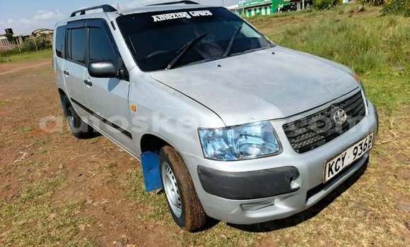 Oofamaa Toyota Succeed Other Makiinaa iti Bute keessatti Northeast Kenya keessatti Oofamaa Toyota Succeed Other Makiinaa iti Bute keessatti Northeast Kenya keessatti