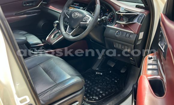 Buy Used Toyota Harrier White Car in Nairobi in Nairobi Buy Used Toyota Harrier White Car in Nairobi in Nairobi