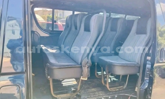 Nunua Ilio tumika Toyota Hiace Nyingine Gari ndani ya Bute nchini Kaskazini Mashariki mwa Kenya Nunua Ilio tumika Toyota Hiace Nyingine Gari ndani ya Bute nchini Kaskazini Mashariki mwa Kenya
