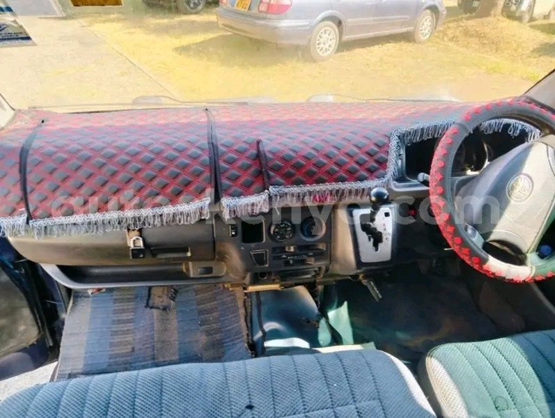 Big with watermark toyota hiace northeast kenya bute 28579