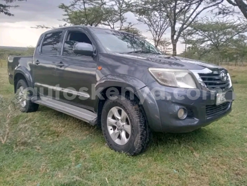 Big with watermark toyota hilux coast changamwe 28580