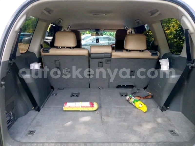 Big with watermark toyota land cruiser prado northeast kenya bute 28582