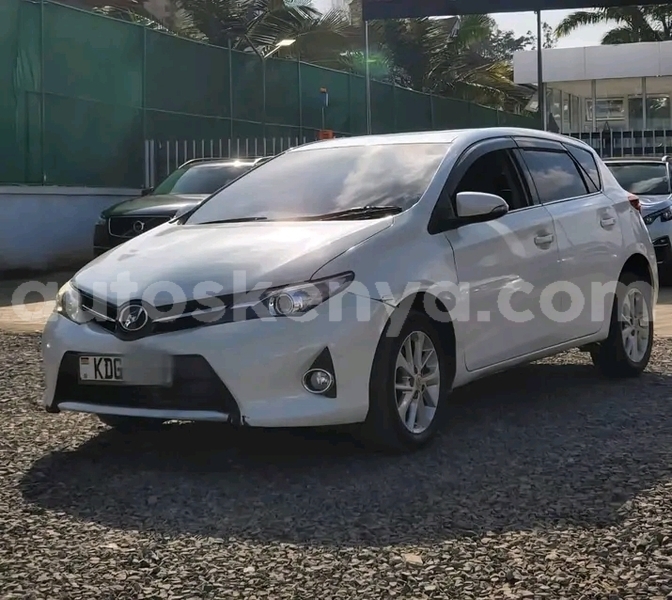 Big with watermark toyota auris northeast kenya el wak 28584