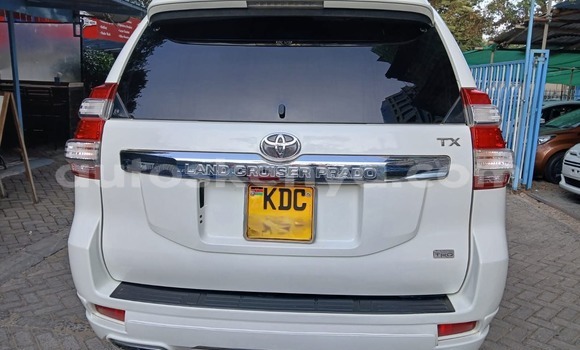 Buy Used Toyota Land Cruiser Prado White Car in Nairobi in Nairobi Buy Used Toyota Land Cruiser Prado White Car in Nairobi in Nairobi