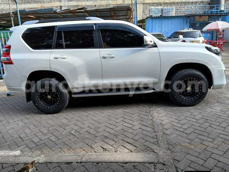 Big with watermark toyota land cruiser prado nairobi nairobi 28615
