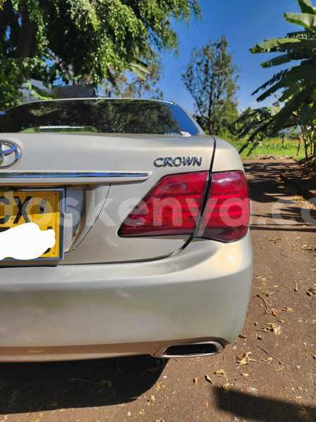 Big with watermark toyota crown nairobi nairobi 28621