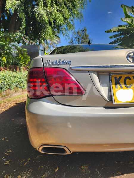 Big with watermark toyota crown nairobi nairobi 28621