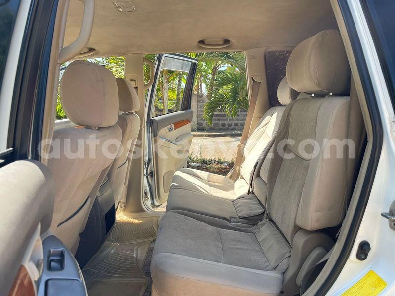 Big with watermark toyota land cruiser prado nairobi nairobi 28622