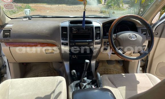 Buy Used Toyota Land Cruiser Prado White Car in Nairobi in Nairobi Buy Used Toyota Land Cruiser Prado White Car in Nairobi in Nairobi