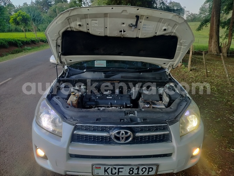 Big with watermark toyota rav4 nairobi nairobi 28623
