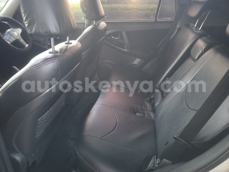 Big with watermark toyota rav4 nairobi nairobi 28623