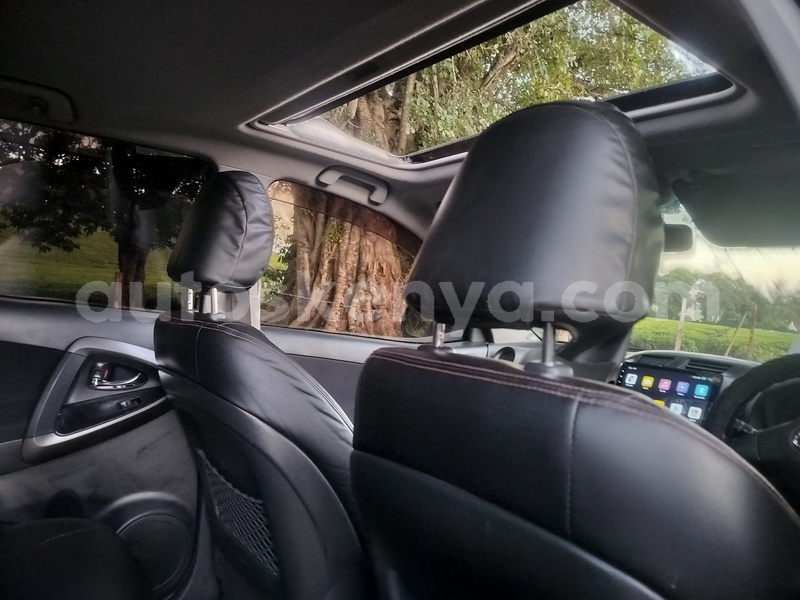 Big with watermark toyota rav4 nairobi nairobi 28623
