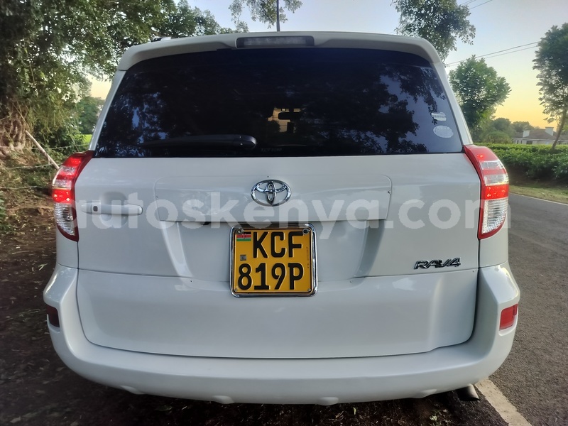 Big with watermark toyota rav4 nairobi nairobi 28623