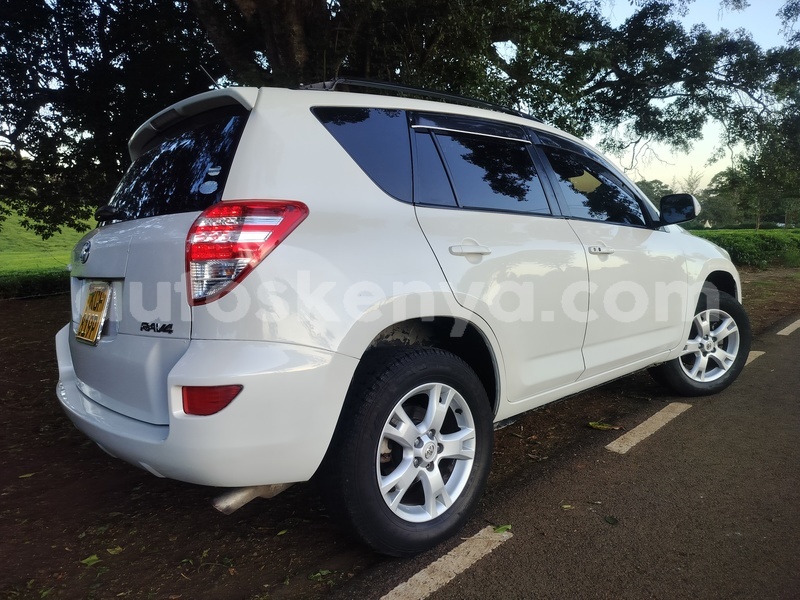 Big with watermark toyota rav4 nairobi nairobi 28623