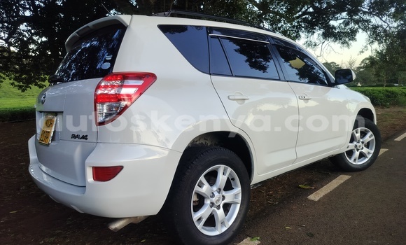 Buy Used Toyota RAV4 White Car in Nairobi in Nairobi Buy Used Toyota RAV4 White Car in Nairobi in Nairobi