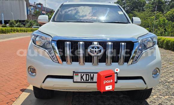Buy Used Toyota Land Cruiser Prado White Car in Nairobi in Nairobi Buy Used Toyota Land Cruiser Prado White Car in Nairobi in Nairobi