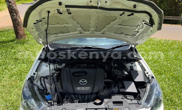 Buy Used Mazda Demio White Car in Nairobi in Nairobi