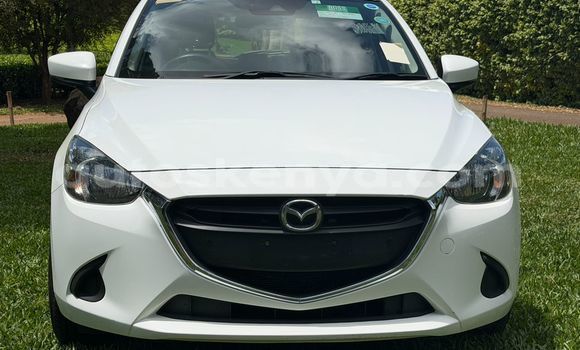 Oofamaa Mazda Demio White Makiinaa iti Nairobi keessatti Nairobi keessatti Oofamaa Mazda Demio White Makiinaa iti Nairobi keessatti Nairobi keessatti