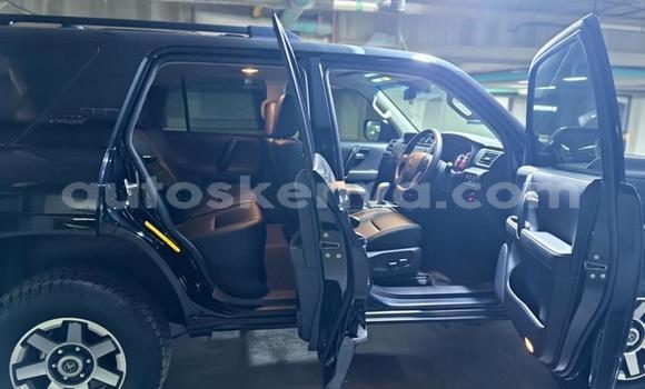 Nunua Ilio tumika Toyota 4Runner Nyeusi Gari ndani ya Mombasa nchini Kenya ya Pwani Nunua Ilio tumika Toyota 4Runner Nyeusi Gari ndani ya Mombasa nchini Kenya ya Pwani