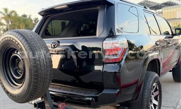 Nunua Ilio tumika Toyota 4Runner Nyeusi Gari ndani ya Mombasa nchini Kenya ya Pwani Nunua Ilio tumika Toyota 4Runner Nyeusi Gari ndani ya Mombasa nchini Kenya ya Pwani