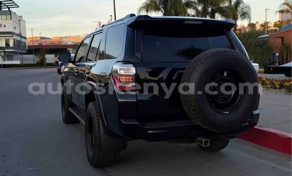 Nunua Ilio tumika Toyota 4Runner Nyeusi Gari ndani ya Mombasa nchini Kenya ya Pwani Nunua Ilio tumika Toyota 4Runner Nyeusi Gari ndani ya Mombasa nchini Kenya ya Pwani