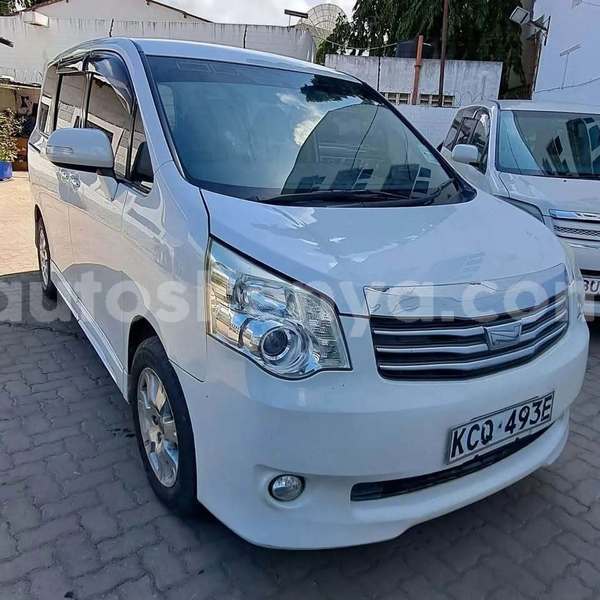 Big with watermark toyota noah nairobi machakos 28663