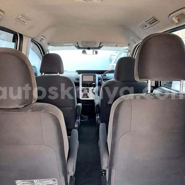 Big with watermark toyota noah nairobi machakos 28663