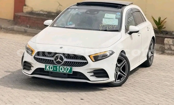 Buy Used Mercedes-Benz C250 coupe White Car in Changamwe in Coast Buy Used Mercedes-Benz C250 coupe White Car in Changamwe in Coast