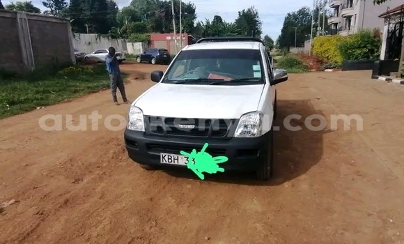 Buy Used Isuzu D–MAX White Car in Bute in Northeast Kenya Buy Used Isuzu D–MAX White Car in Bute in Northeast Kenya