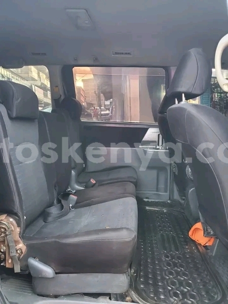 Big with watermark toyota noah northeast kenya bute 28694