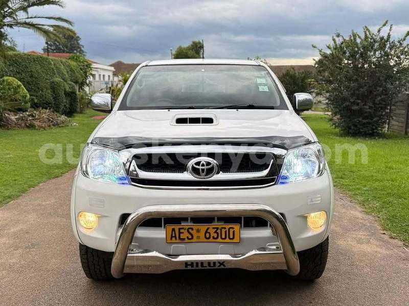 Big with watermark toyota hilux nairobi nairobi 28700