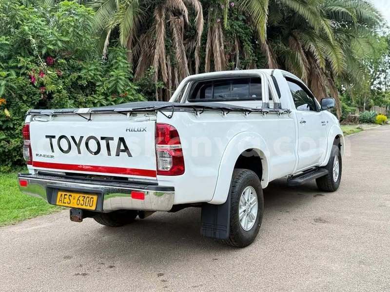 Big with watermark toyota hilux nairobi nairobi 28700