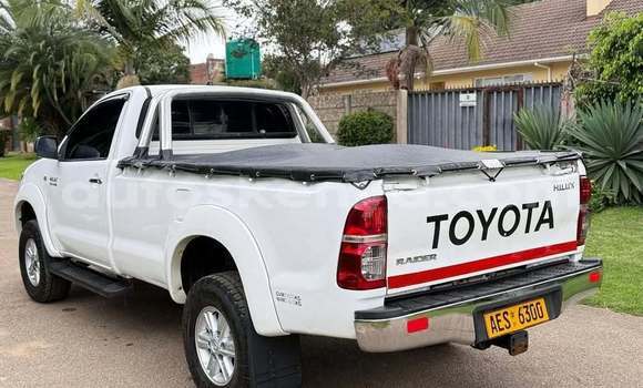 Buy Used Toyota Hilux White Car in Nairobi in Nairobi Buy Used Toyota Hilux White Car in Nairobi in Nairobi