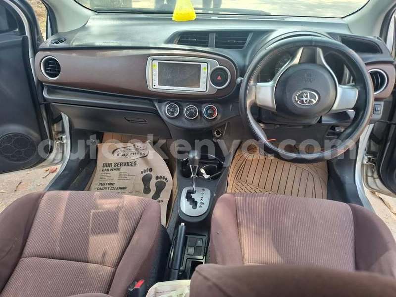 Big with watermark toyota vitz nairobi nairobi 28701