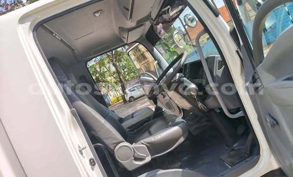 Buy Used Isuzu FRR 33L White Truck in Nairobi in Nairobi Buy Used Isuzu FRR 33L White Truck in Nairobi in Nairobi