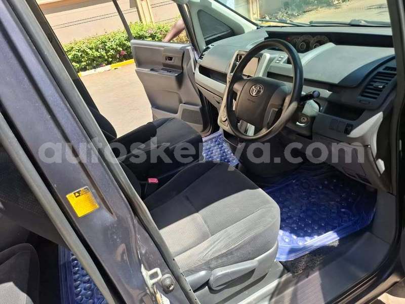 Big with watermark toyota voxy west kenya bungoma 28731