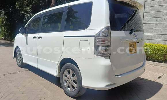 Buy Used Toyota Voxy White Car in Nairobi in Nairobi Buy Used Toyota Voxy White Car in Nairobi in Nairobi