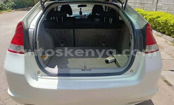 Buy Used Honda Insight White Car in Nairobi in Nairobi Buy Used Honda Insight White Car in Nairobi in Nairobi