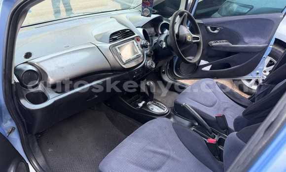 Nunua Ilio tumika Honda Fit Bluu Gari ndani ya Nairobi nchini Nairobi Nunua Ilio tumika Honda Fit Bluu Gari ndani ya Nairobi nchini Nairobi