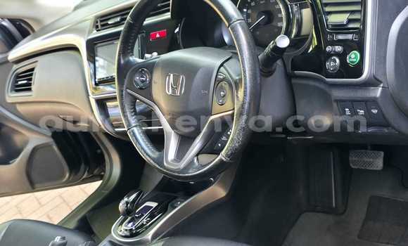 Nunua Ilio tumika Honda Grace Nyingine Gari ndani ya Nairobi nchini Nairobi Nunua Ilio tumika Honda Grace Nyingine Gari ndani ya Nairobi nchini Nairobi