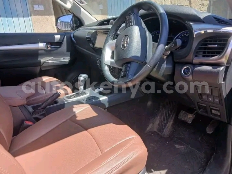 Big with watermark toyota hilux coast changamwe 28774