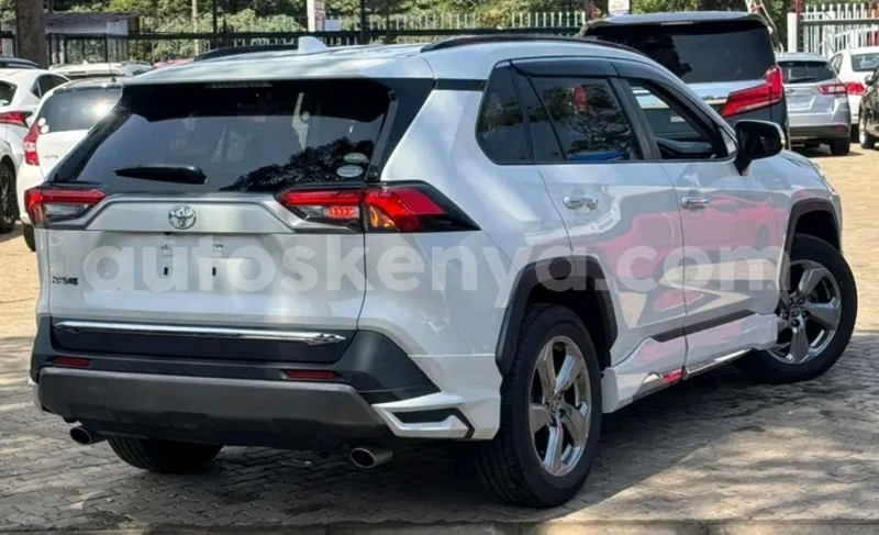 Big with watermark toyota rav4 west kenya busia 28780