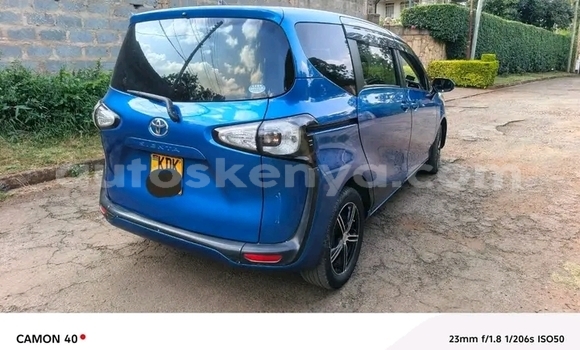 Buy Used Toyota Sienta Blue Car in El Wak in Northeast Kenya Buy Used Toyota Sienta Blue Car in El Wak in Northeast Kenya
