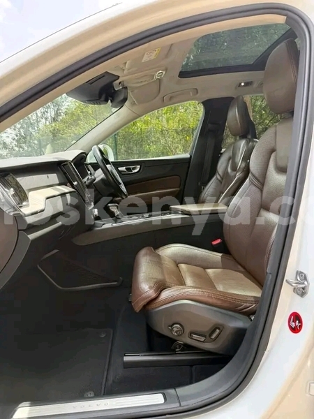 Big with watermark volvo xc60 northeast kenya bute 28801