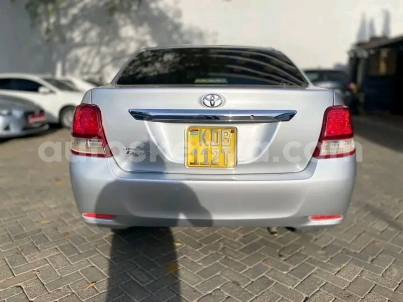 Big with watermark toyota crown northeast kenya bute 28802