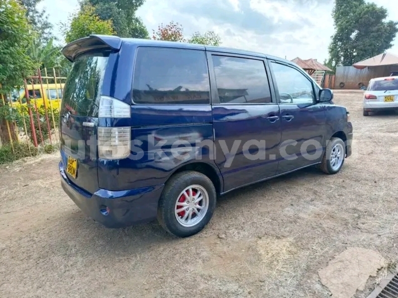 Big with watermark toyota voxy northeast kenya bute 28808