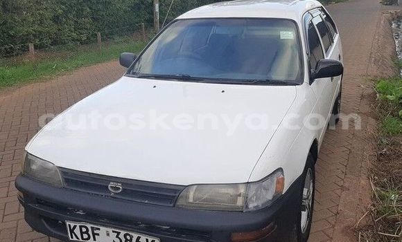 Oofamaa Toyota Corolla II White Makiinaa iti Machakos keessatti Nairobi keessatti Oofamaa Toyota Corolla II White Makiinaa iti Machakos keessatti Nairobi keessatti